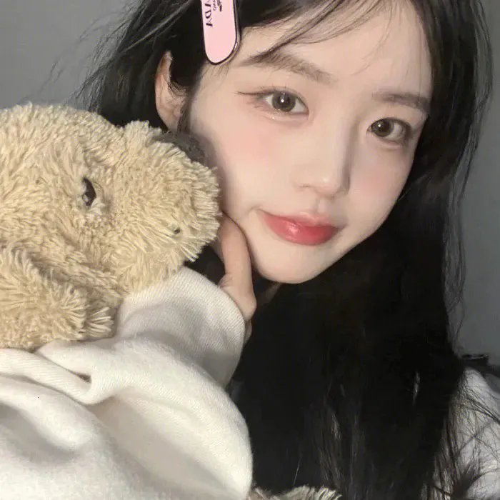 然后,她找到了我